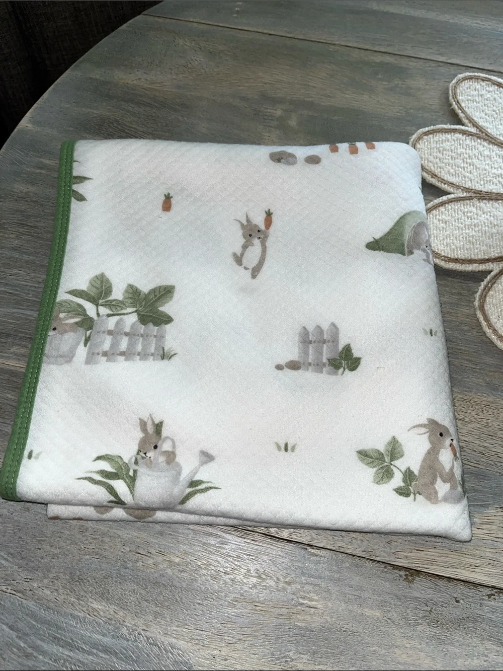 Sweet bunny blanket